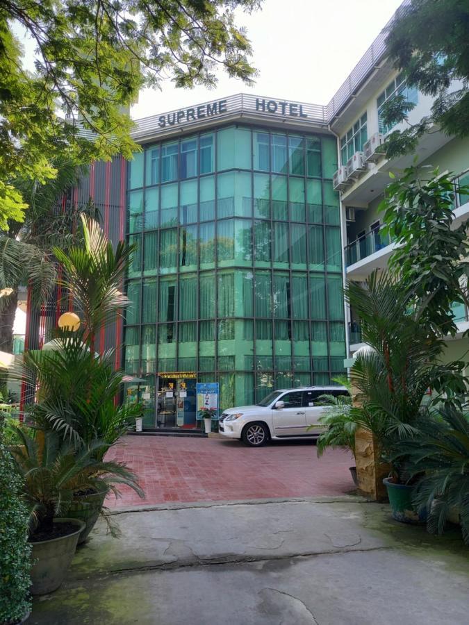 Supreme Hotel Yangon Exterior foto